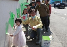 주민 손으로 우리동네 가꾸기…마을공동체 부활 주목