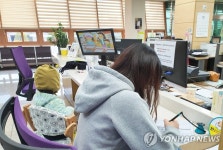 제천시, 모든 민원실에 영유아 극장 운영