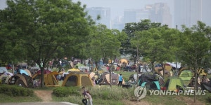 마치 캠핑장 같은 뚝섬한강공원