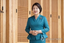 한국문화홍보채널 개국 축하메시지 전하는 김정숙 여사