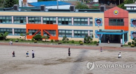 등교하는 어린이