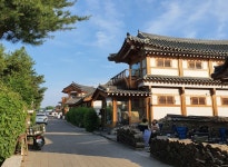 경주, 공주 등 4개 고도(古都)에서 한옥 매매 쉬워진다