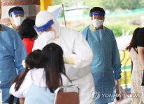 양지초등학교 현장 점검하는 최대호 안양시장
