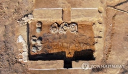 도굴·훼손 없는 가야시대 무덤 발견