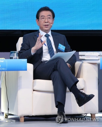 재러드 다이아몬드 교수와 대담하는 박원순 시장