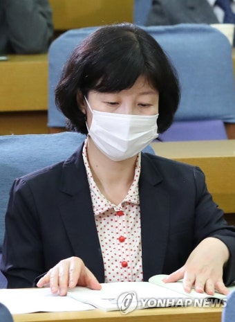 토론회 참석한 양정숙 의원