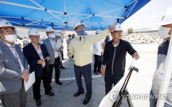 문인 광주 북구청장, 말바우시장 주차장 건립 점검