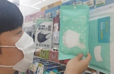 무더위에 편의점 덴탈마스크 불티…CU 전월 대비 261%↑