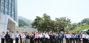 강원랜드 임직원 450명 폐광지서 점심·물품 구매