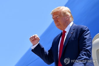 노예해방일에 흑인학살지 가는 트럼프…흑인들은 