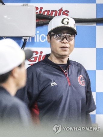 롯데 허문회 감독