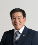 잡음 속 나주시의회 8대 후반기 의장, 김영덕 의원 선출