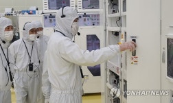 이재용 부회장, 세메스 천안사업장 제조장비 생산공장 점검