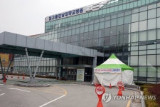 확진자 급증 광주 부족한 병상, 국군병원·폐업 병원 활용해야