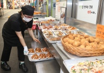 [#나눔동행] 나누는 행복이 더 커 청주 사창시장의 기부천사 부부