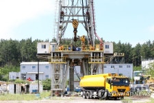 포항지열발전소에서 나가는 폐기물 운반차