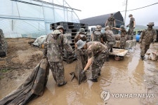 하나씩 정리되는 수해의 흔적