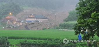 곡성 산사태 매몰자 구조 작업 재개…주민들은 초교 대피