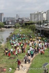 힘 모아 광주천 복구