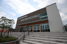 산청군, 공동노인쉼터·문화시설 갖춘 농촌중심지 사업 준공