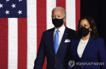 '비밀병기' 해리스의 미션…트럼프 저격하고 바이든 띄우고