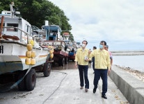 [동정] 장충남 남해군수, 태풍 바비 대비 육지 인양 선박 점검