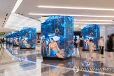 스타필드코엑스몰크렌즈갤러리 | 스타필드 코엑스몰, 대형 LED 디지털 사이니지 설치