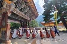 66년 만에 돌아온 영산회상도