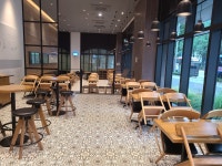 화장실도 안돼 카페 제한 첫날…대신 빵집 테이블서 스터디