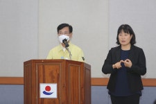 강릉 사우나헬스장 이용객 확진자 3명…방역 비상(종합)