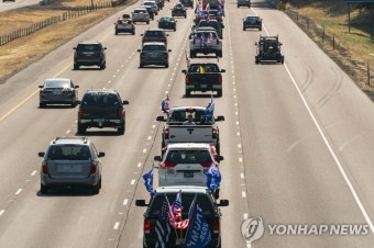 이념 전쟁터 된 포틀랜드…이번엔 트럼프 지지자 1천여명 집결
