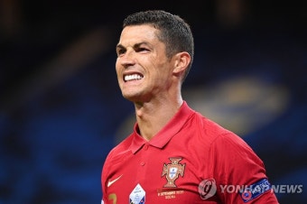 'A매치 101골 금자탑' 호날두, 165경기서 41개국 골망 '쾅'