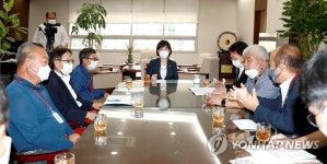 전현희 국민권익위원장, 양구군수 방문단 접견