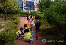 하늘정원서 맘껏 놀아요