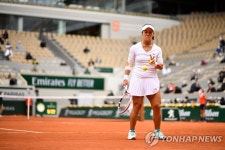 윌리엄스에 또 진 재미교포 안 기차를 손으로 어떻게 세우나요