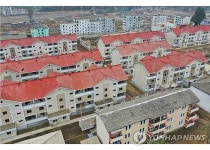 신축된 북한 강원도 김화군 건물들