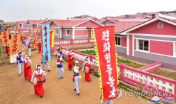 북한, 대외환경 어렵자 티끌 성과까지 총동원해 홍보