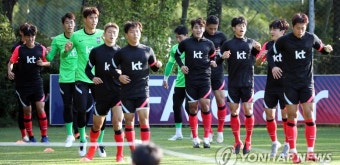 훈련하는 올림픽 축구대표팀