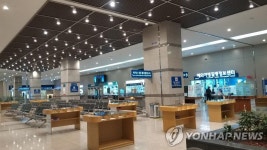 부산항국제여객터미널 입주업체 임대료 급등 막는다
