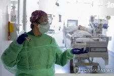 유럽, 코로나19 확산세 미국 추월…의료대란 터질라 비상국면