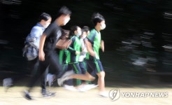 오랜만에 뛰어보는 운동장