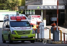 분주하게 오가는 구급차