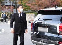 삼성서울병원 장례식장 도착한 이재용 부회장