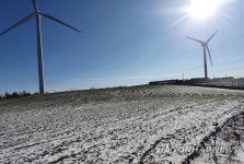 올가을 첫눈 쌓인 청옥산