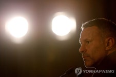 여친 폭행 혐의 긱스 웨일스 감독, 11월 A매치 지휘 안 하기로