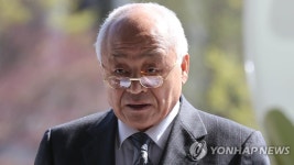탈세 혐의 재판 1년 넘게 불출석 법원, 허재호 구인장 발부