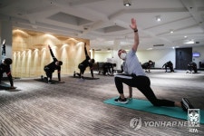 스트레칭 하는 축구대표팀