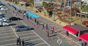 화순 선별진료소에 늘어선 줄