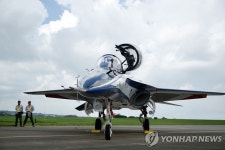 대만 공군사령관, 추락사고 F-5 전투기 직접 시험비행