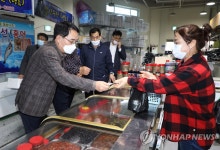 진도상설전통시장 방문한 권태성 국민권익위 부위원장